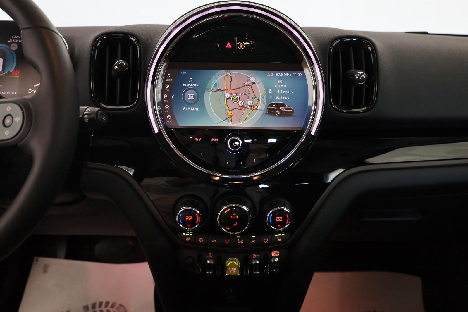 MINI Countryman Cooper SE Essential Trim All4,ACC,Nav