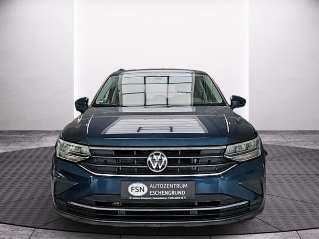 Fahrzeugabbildung Volkswagen Tiguan 1.5 TSI DSG Life AHK RFK El.HECKKL. APP S