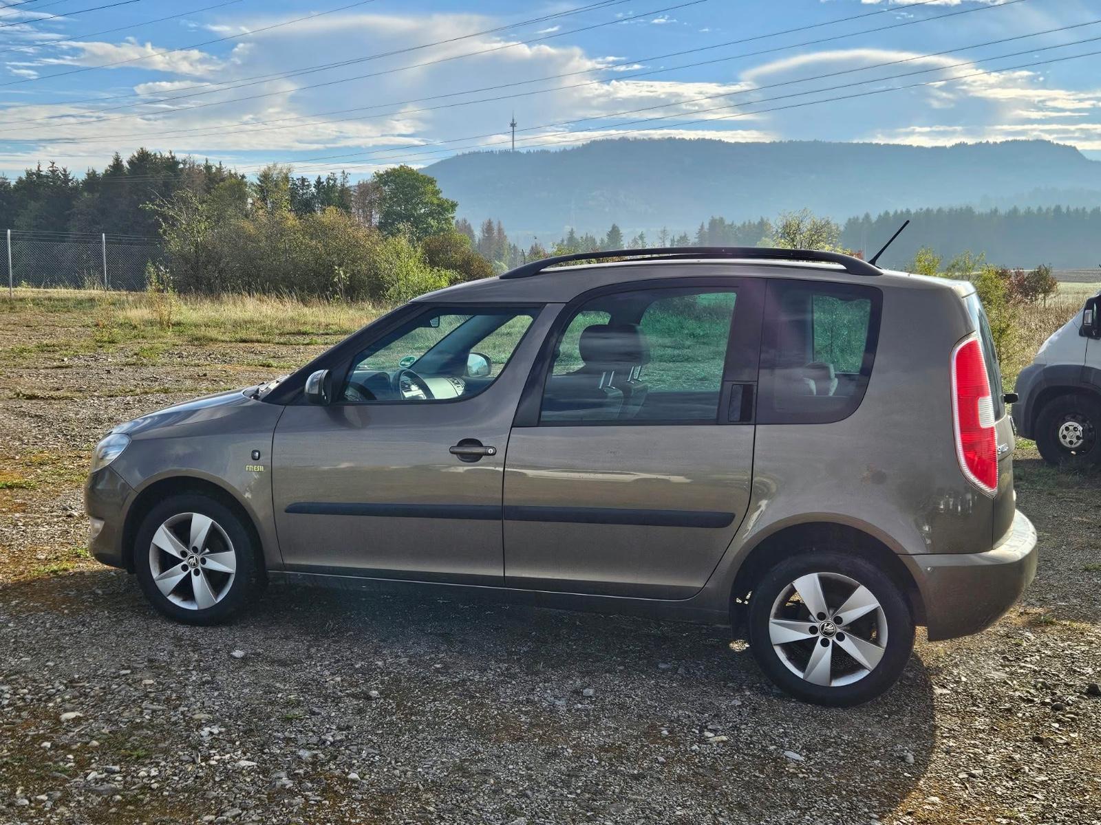 Skoda Roomster 2013 — photo 20
