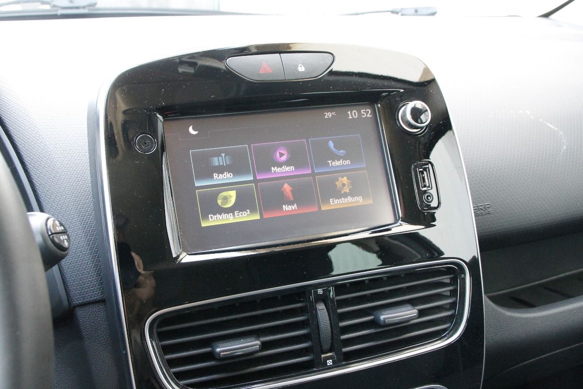 Fahrzeugabbildung Renault Clio IV LIMITED ENERGY TCe 9