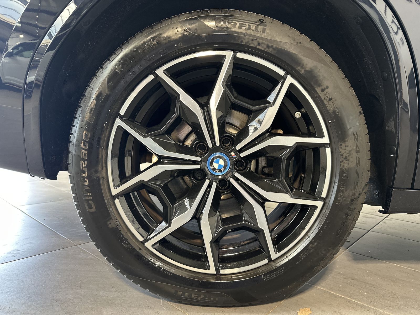 Fahrzeugabbildung BMW X3 xDrive30e M-Sport NAV+LED+AHK+H&K+KAMERA+19ZO