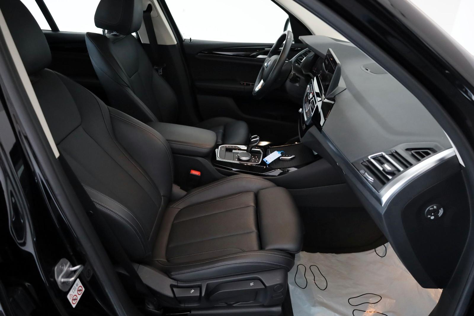 BMW X3 xDrive 20d Leder,Navi,Kamera,Standhz,AHK +WR