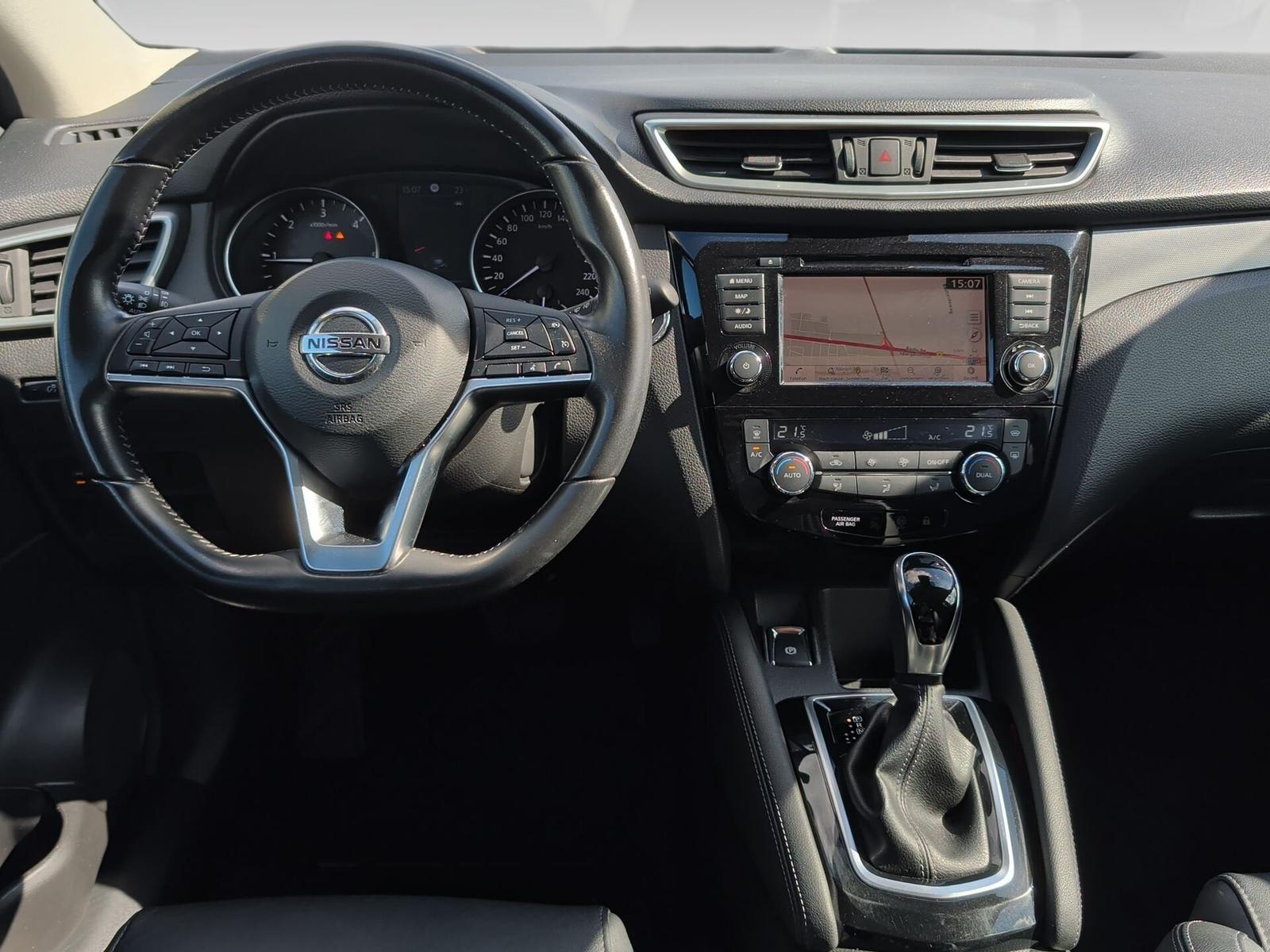 Nissan Qashqai dCi Xtronic tekna Pano+19Z+Navi+eSitz+36