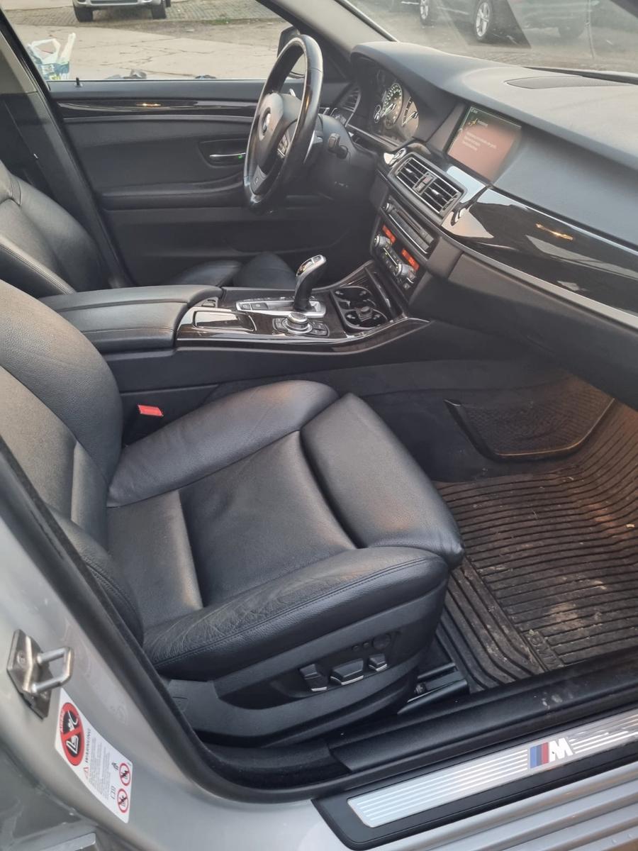 BMW 530 2011 — photo 10