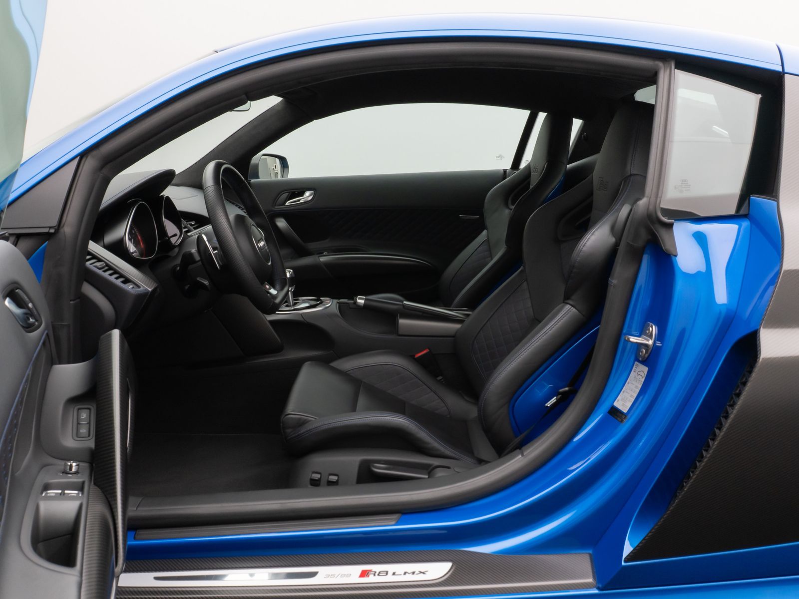 Fahrzeugabbildung Audi R8 Coupe 5.2 FSI LMX Sonderedition 1 OF 99 Laser