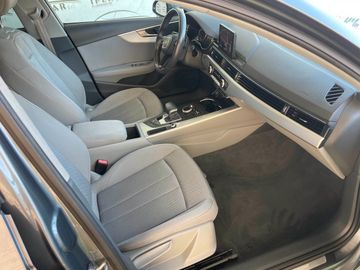 Audi A4 - 8