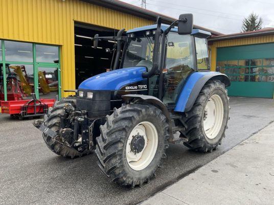 New Holland TS 110