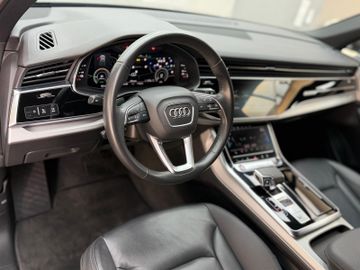 Audi Q7 - 9