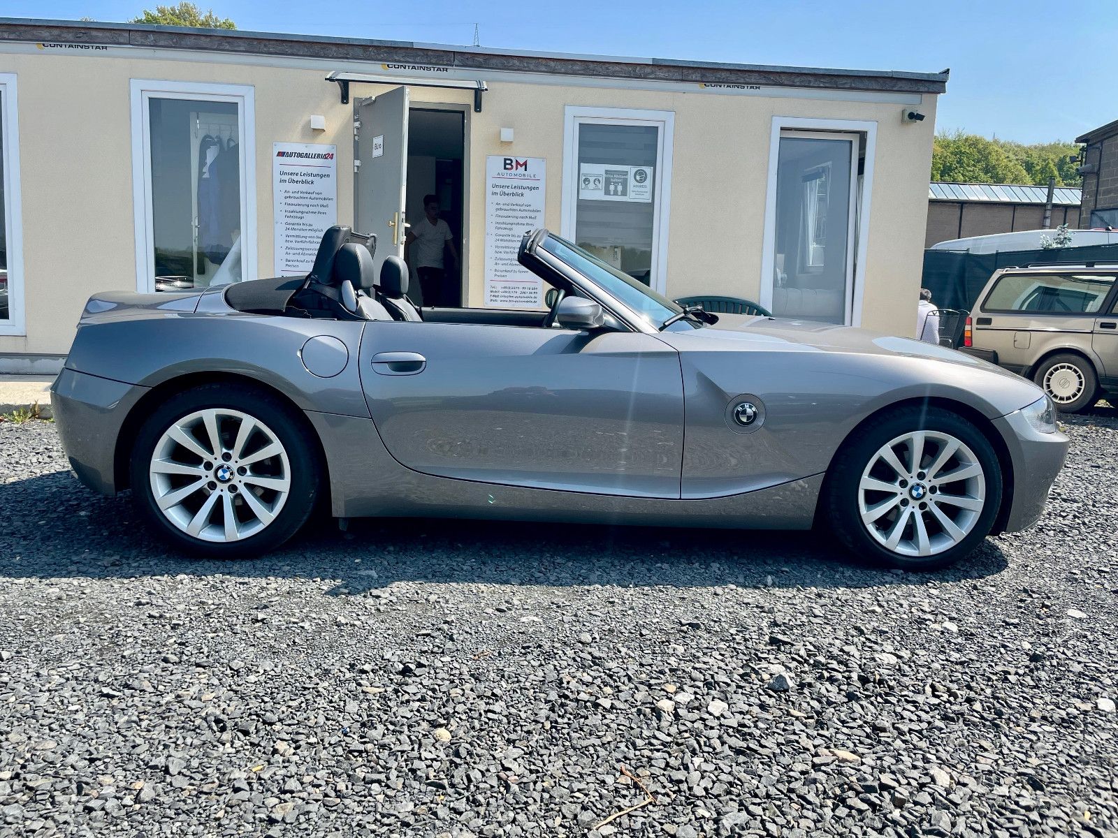 Fahrzeugabbildung BMW Z4 Roadster 2.2i Aut. Leder PDC Klima SPORTLENK