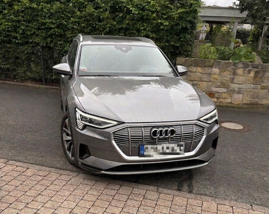 Image of Audi e-tron