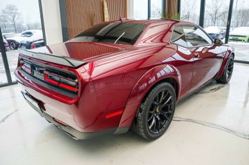 Dodge Challenger - 5