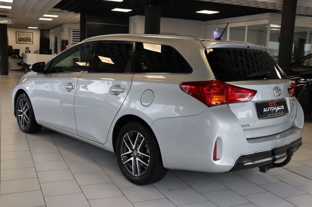 Fahrzeugabbildung Toyota Auris Touring Sports Edition 1.33 Dual-VVT-i