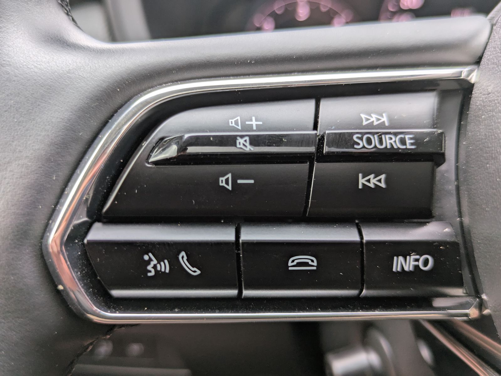 Fahrzeugabbildung Mazda CX-60 e-SKYACTIV-D 254 HOMURA AWD Pano HUD Bose