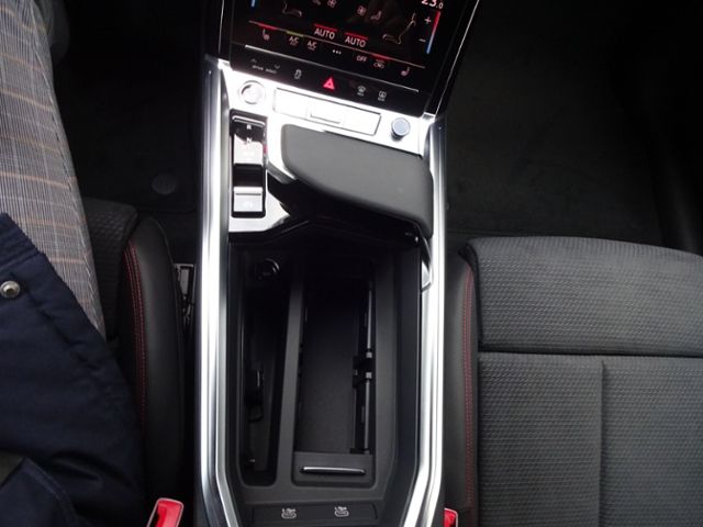 Audi Q8 - Bild 12