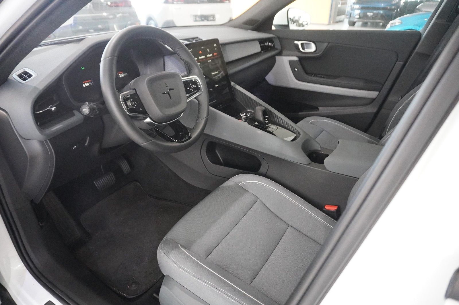 Fahrzeugabbildung Polestar 2 Long Range DUAL-MOTOR NAVI/LED/360°/VIRT/PILOT