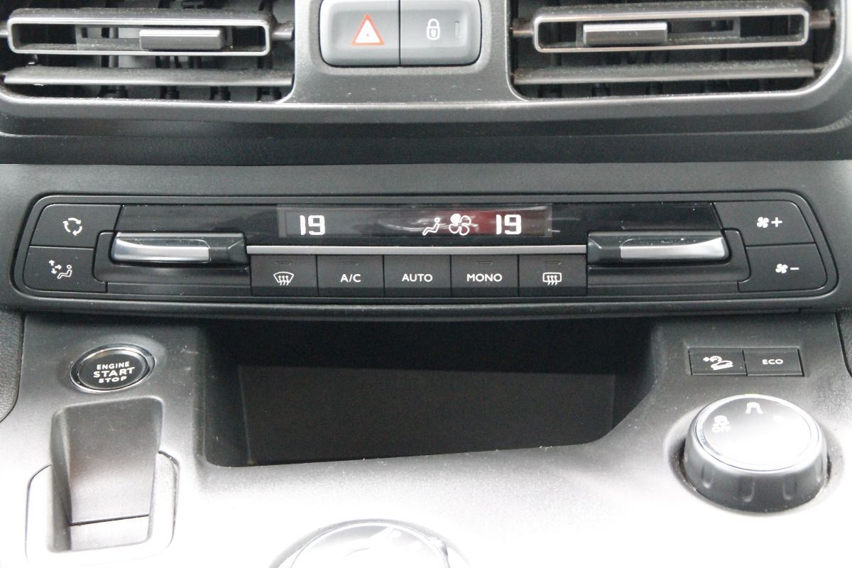 Fahrzeugabbildung Opel Combo Life Elegance
