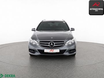 Mercedes E 220 - 8