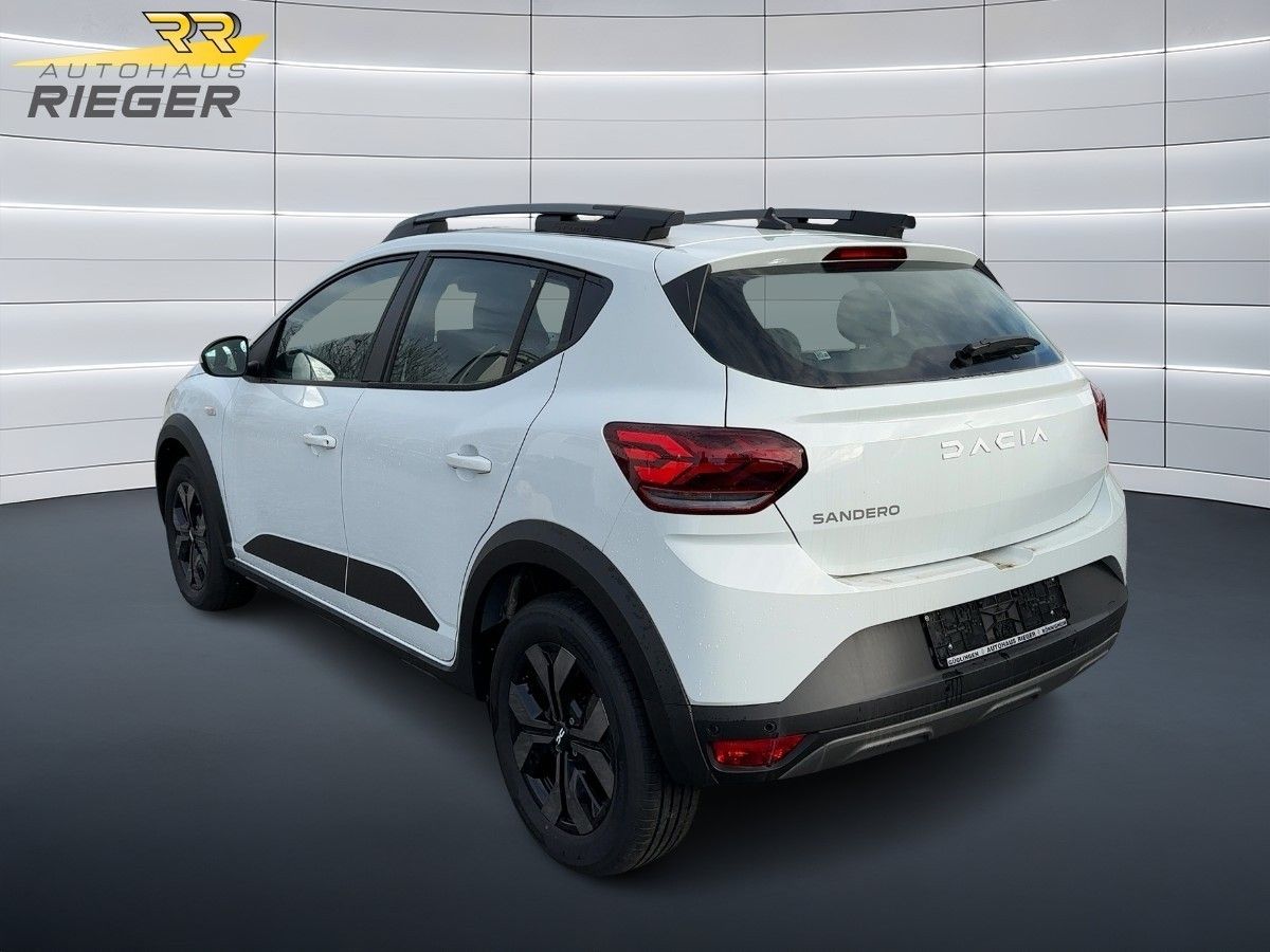 Fahrzeugabbildung Dacia Sandero III Stepway Expression TCe 90