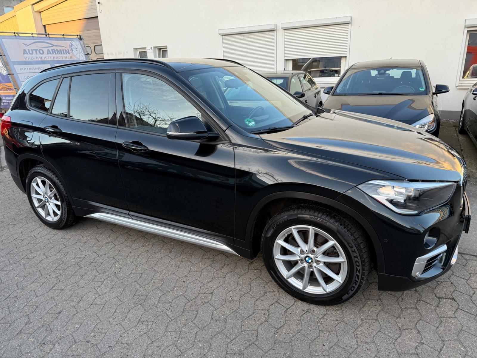 BMW X1 xDrive 25 d Sport Line*AUT*Navi*Leder*