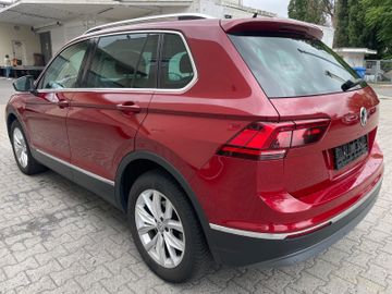 Volkswagen Tiguan - 4