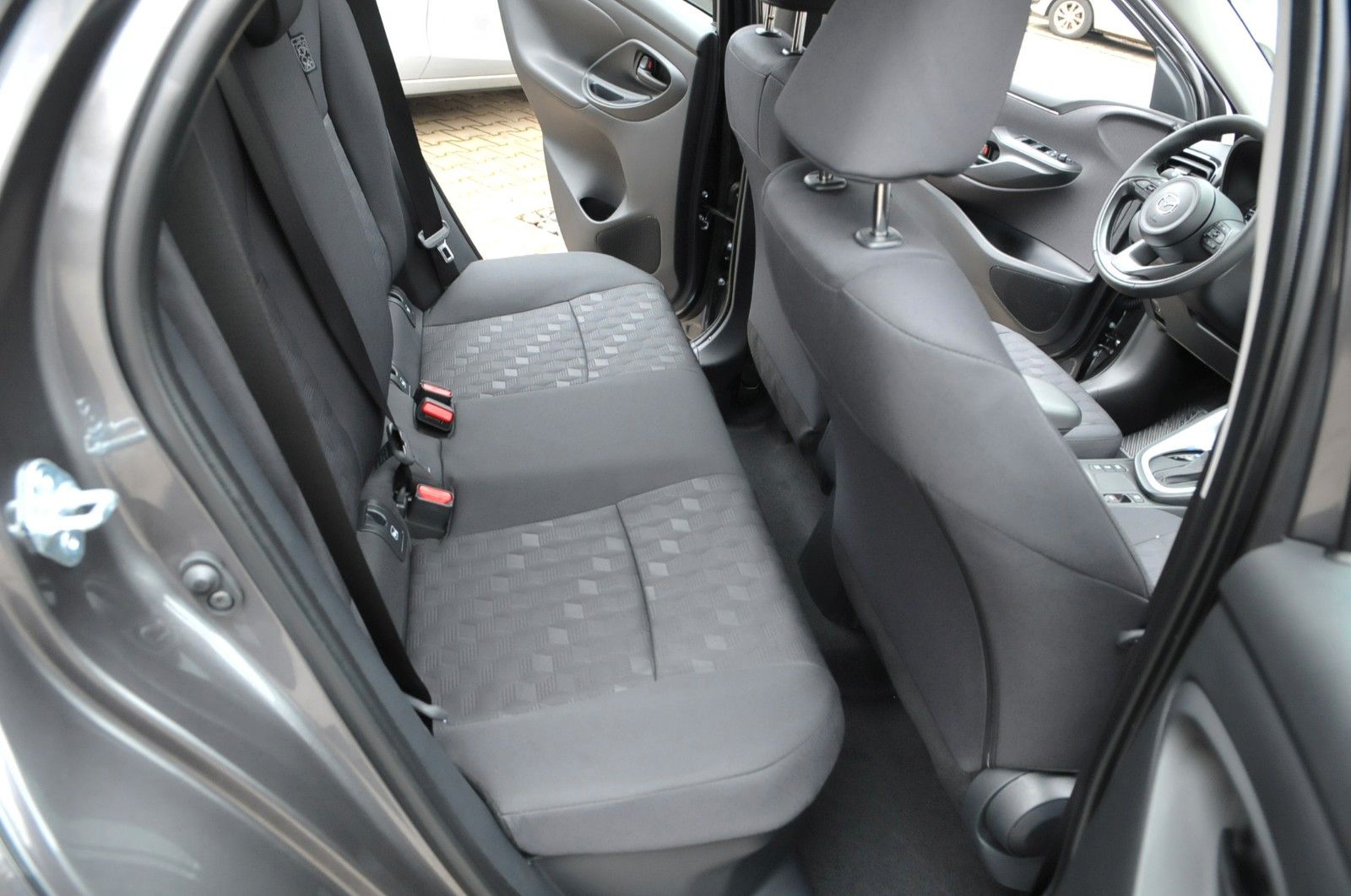 Mazda 2 Hybrid - Bild 34