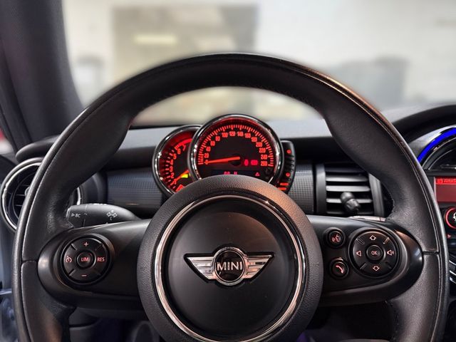 MINI Cooper Edition Pepper