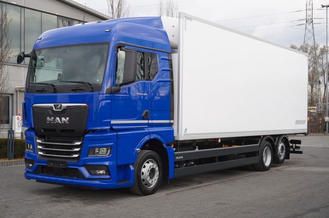 MAN TGX 26.400 / IGLOOCAR / Carrier Supra 1250