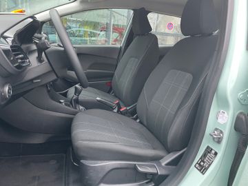 Fahrzeugabbildung Ford Fiesta Trend Spurhalteass., SHZ, heizb. WSS