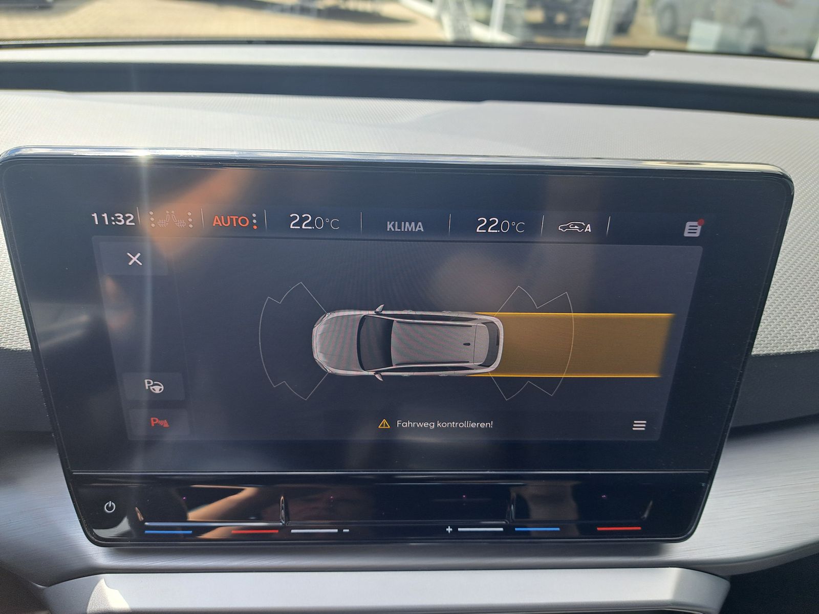 Fahrzeugabbildung SEAT Leon FR ST eTSI LED NAVI PARK-ASSISTENT