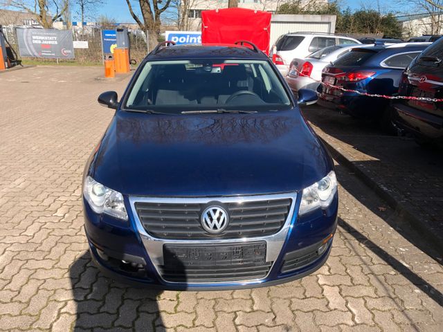 Volkswagen Passat Variant Trendline Wasserschaden