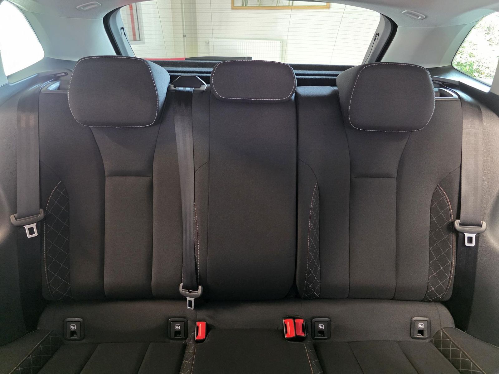 Fahrzeugabbildung SKODA Scala 1.5 DSG Drive/LED/Navi/Virtual/Kamera 1...