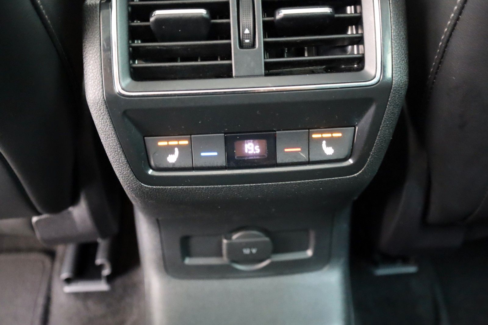 Fahrzeugabbildung SKODA Kodiaq Style DSG 4x4,Leder,Navi,LED,SH,Panorama