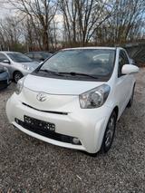 Toyota IQ *TÜV NEU*AUTOMATIK*ALUFELGEN*KLIMA - Toyota IQ: Automatik