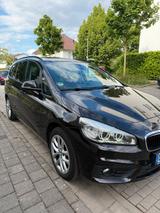BMW 220d Gran Tourer - BMW 220 in Stuttgart