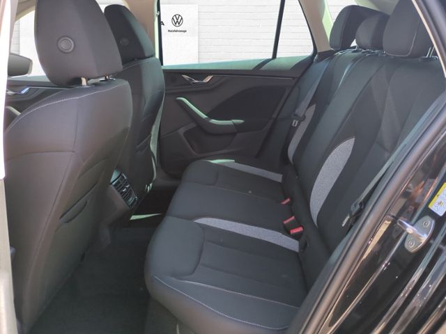 Fahrzeugabbildung SKODA Kamiq 1.0 TSI Balance AHK MATRIX RFK BLACK
