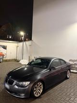 BMW e92 320i - BMW 320 aus 2007: Coupe