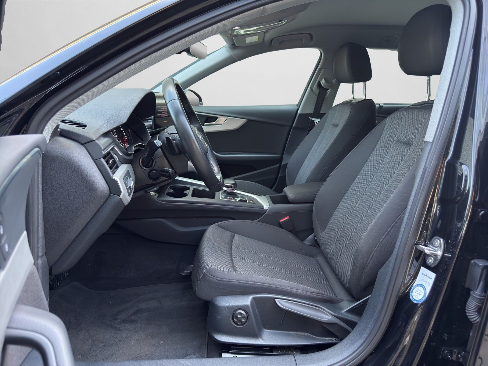 Audi A4 - Bild 13