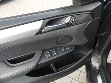 BMW X4 - 11