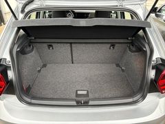 Fahrzeugabbildung Volkswagen Polo Comfortline 1.6 TDI DSG - APP*Sitzhzg*Klima