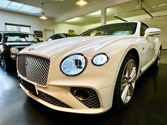 Bentley Continental GTC W12 Mulliner First Edition/1.Hd.