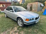BMW E36 318i Limousine zu verkaufen  - BMW 318: Limousine, E36