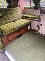 Volkswagen T2b Westfalia Berlin, 2,0l, Taigagrün - Volkswagen T2: Van, Westfalia