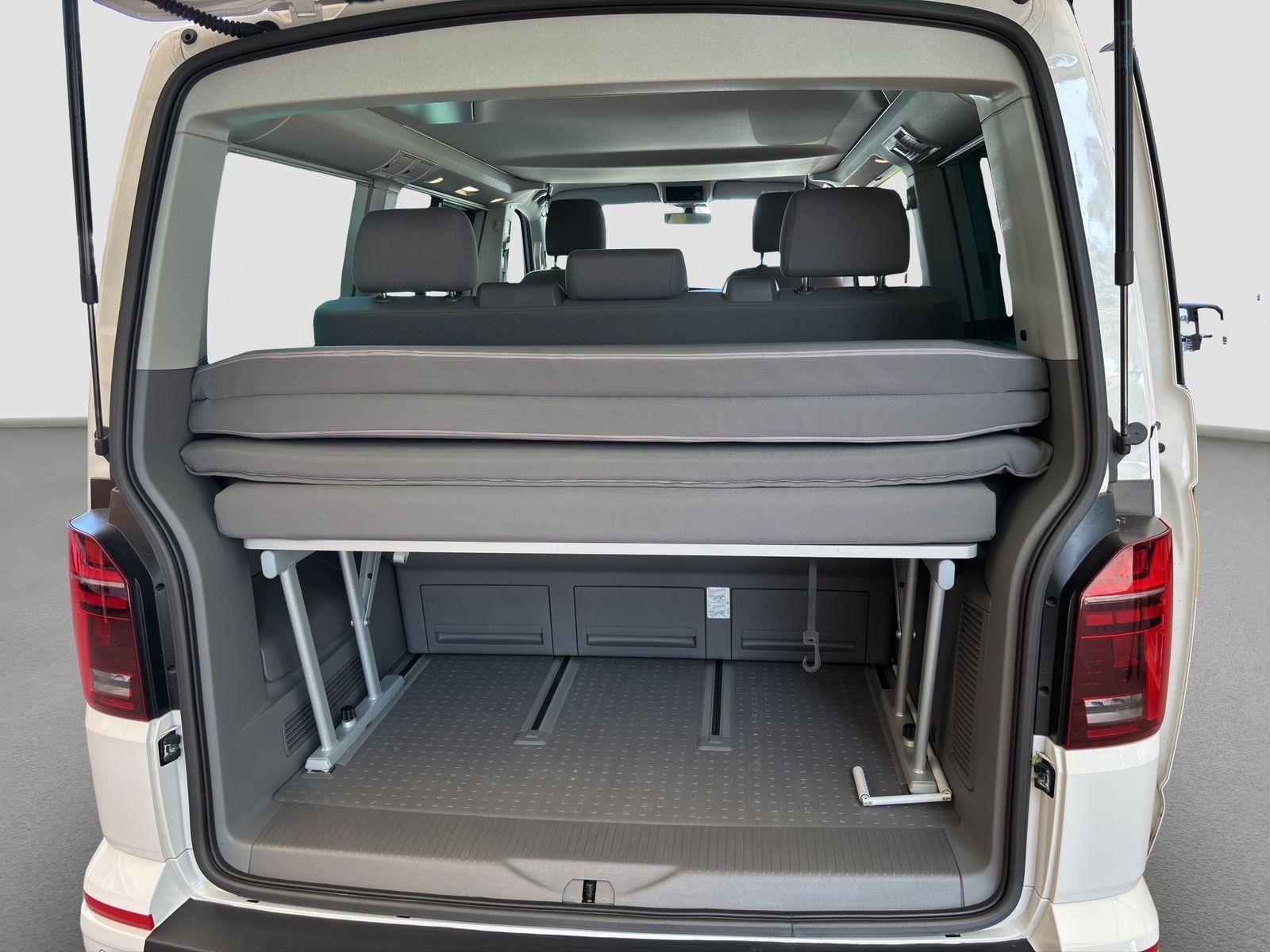 Volkswagen T6.1 California Beach Camper Edition foto 10