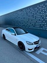 Mercedes-Benz c63 AMG Coupe - Mercedes-Benz C 63 AMG aus 2012: Coupe