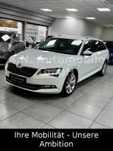 Skoda Superb Combi Style 2.0 TDI*Memory*Xenon*Navi*PDC - Skoda Superb aus 2016 mit Diesel-Antrieb: Kombi, 2.0