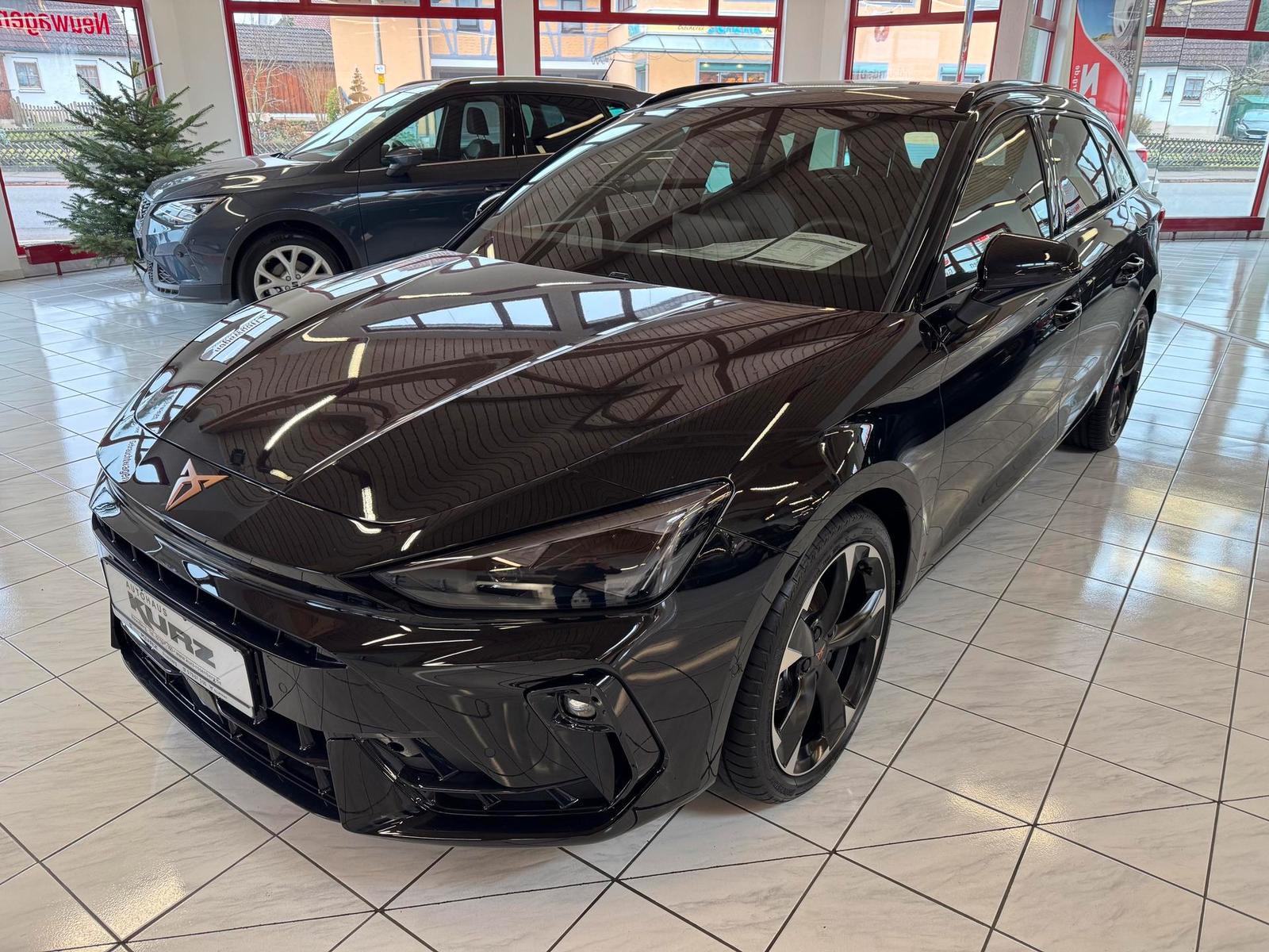 Cupra Leon Sportstourer 1.5 eTSI 110 kW ST DSG, Mat...