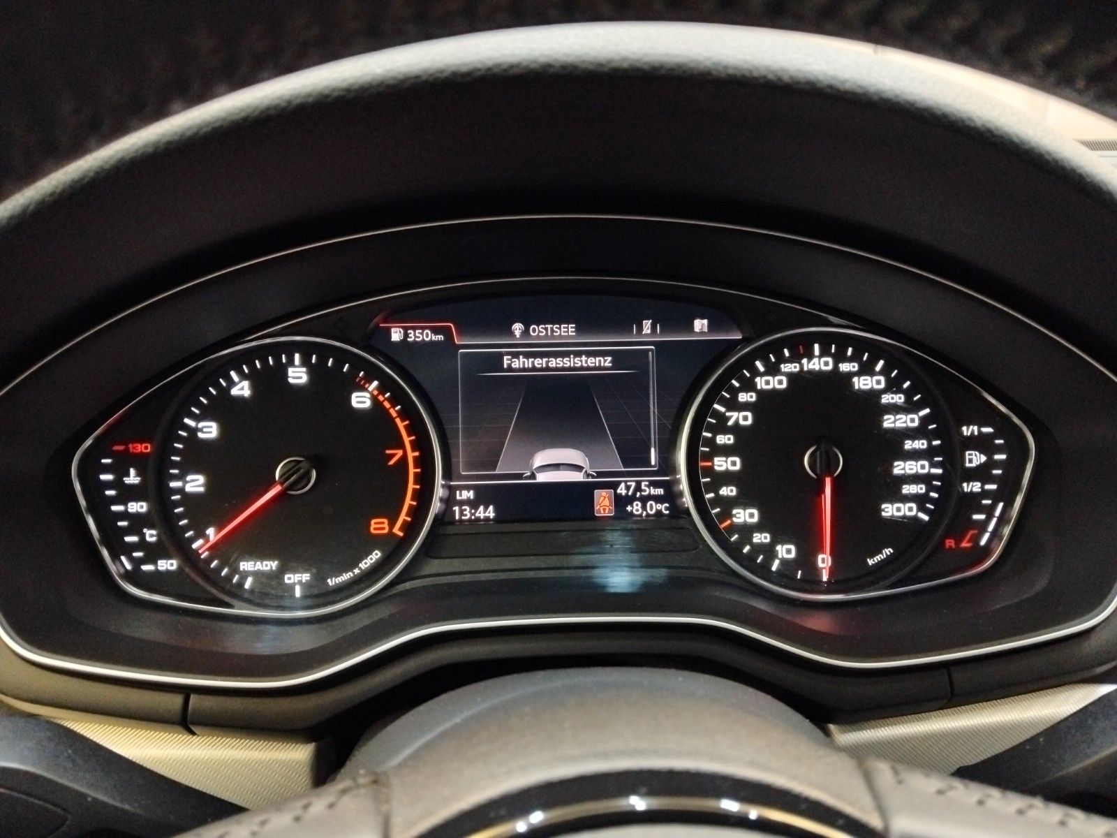 Audi A4 (06/2026, Benzin)
