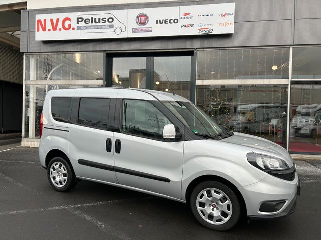 Fiat Doblò Kombi SX 1.6 120 MJ *8-fach Bereif., Navi*