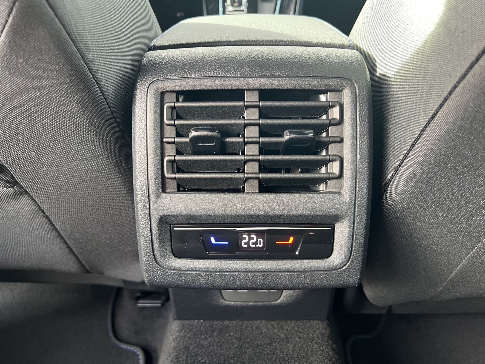 Golf VIII GTE 1.5 TSI eHybrid DSG AHK*Navi*LED