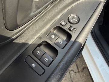 Hyundai i20 - 11